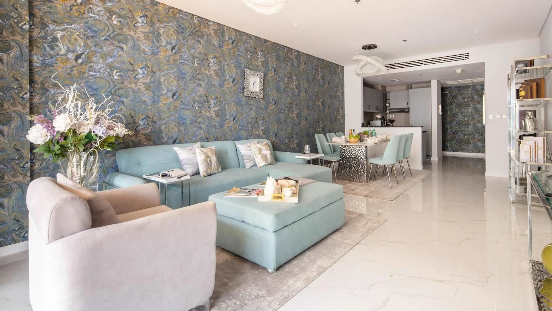 Frank Porter - Royal Amwaj Residences South Dubai Apartment